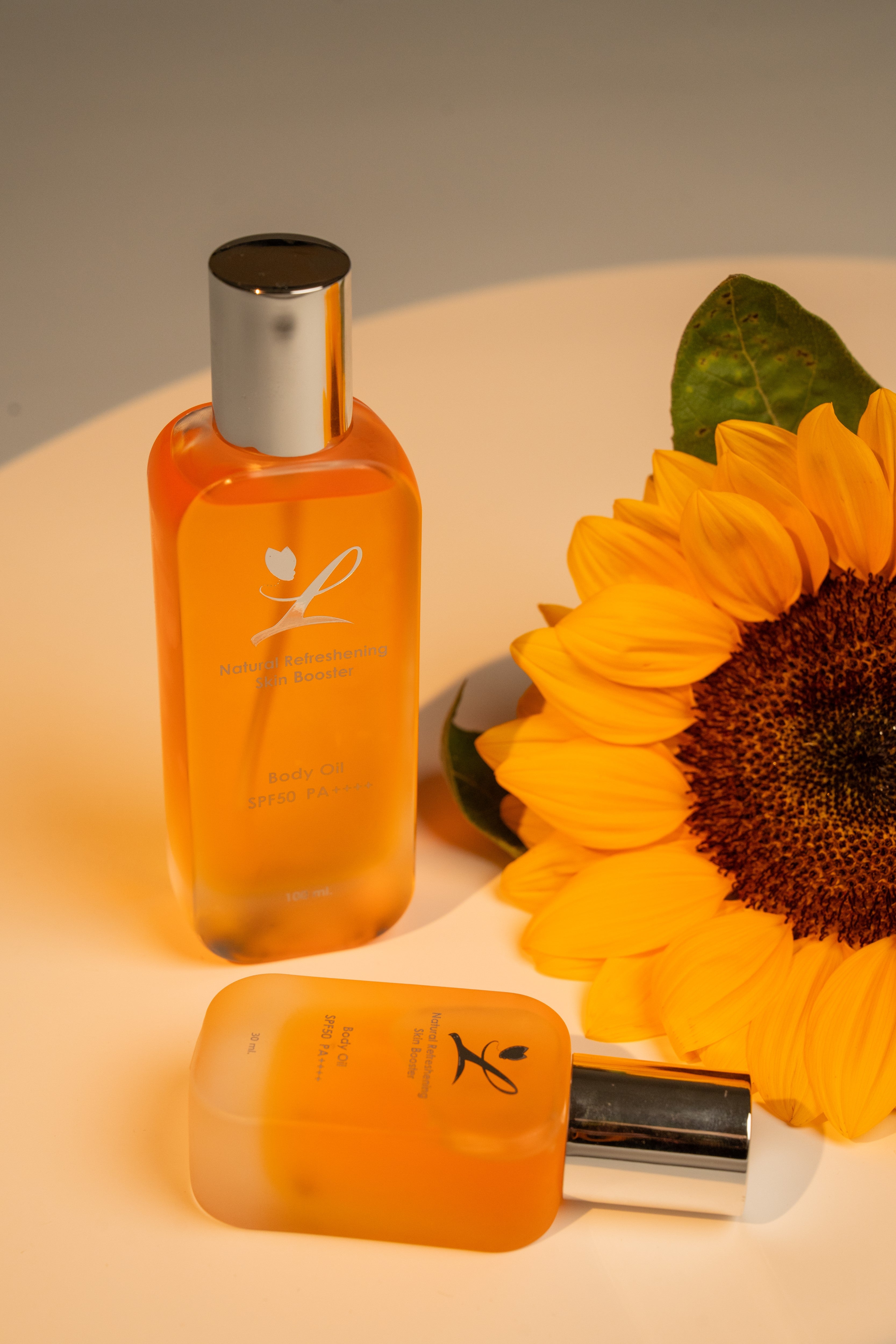 Natural Refreshing Skin Booster Body Oil SPF50 PA++++